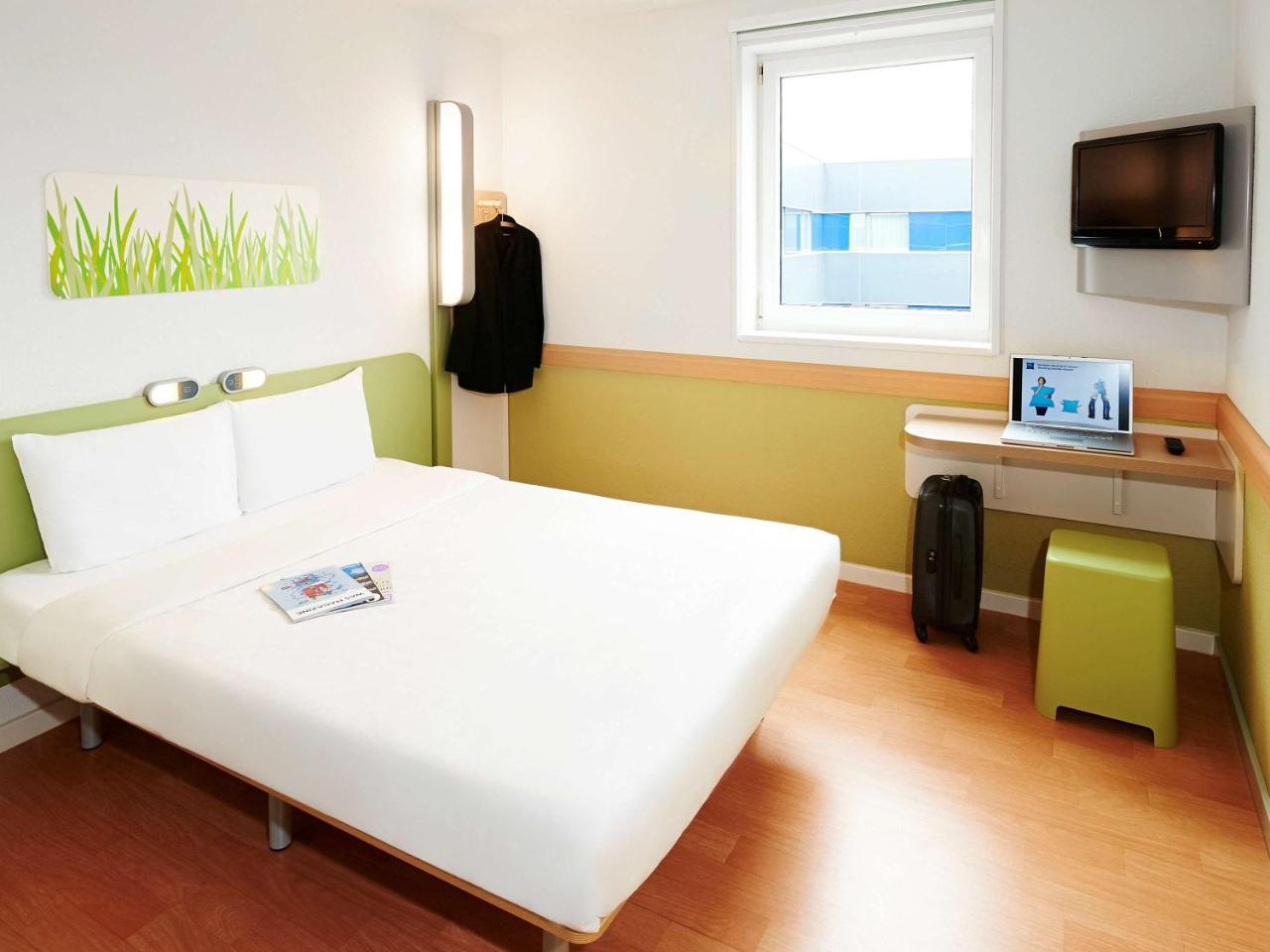 ไอบิส บัดเจ็ต เมตซ์ ใต้ Hotel Augny ภายนอก รูปภาพ
