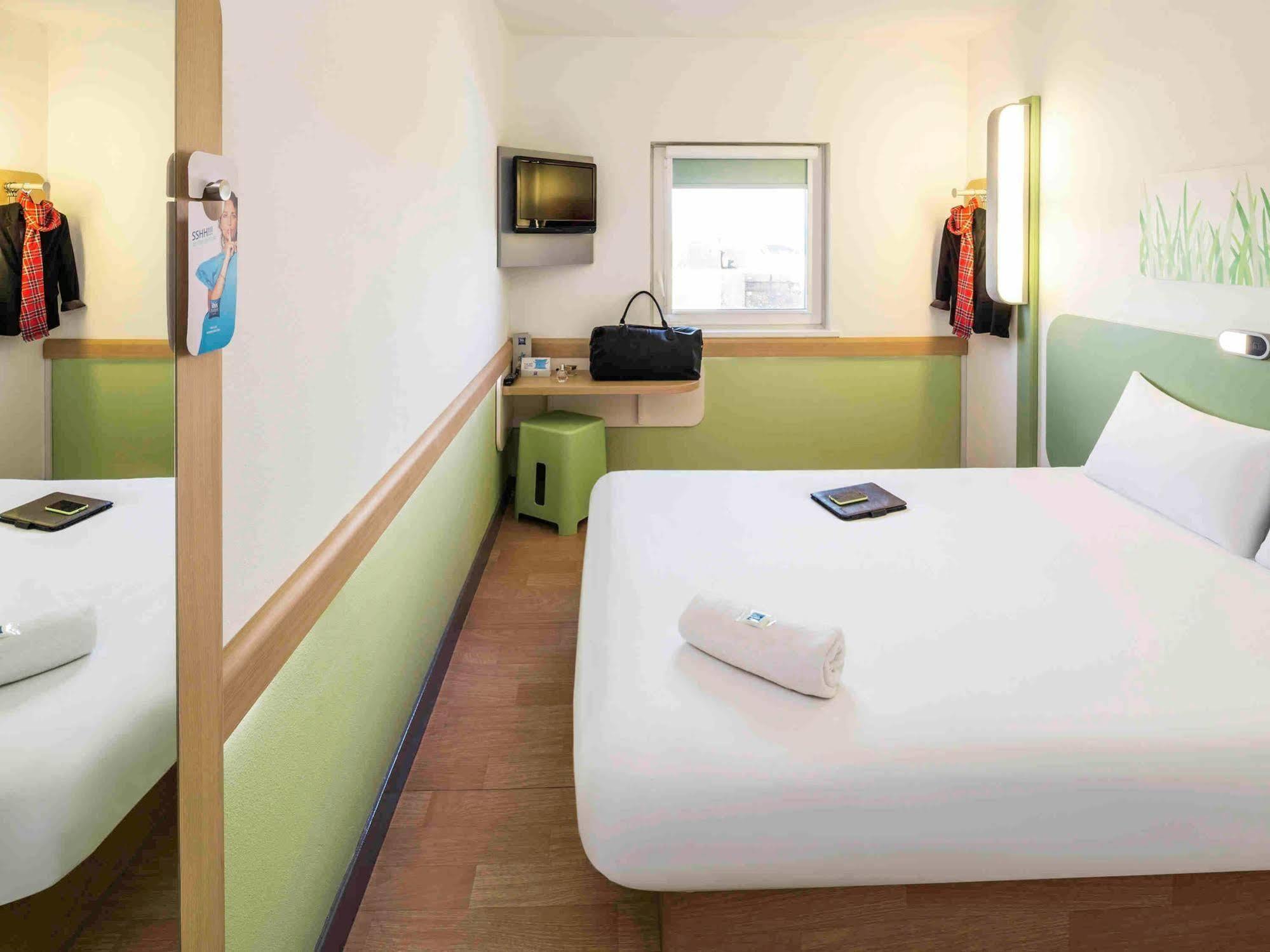 ไอบิส บัดเจ็ต เมตซ์ ใต้ Hotel Augny ภายนอก รูปภาพ